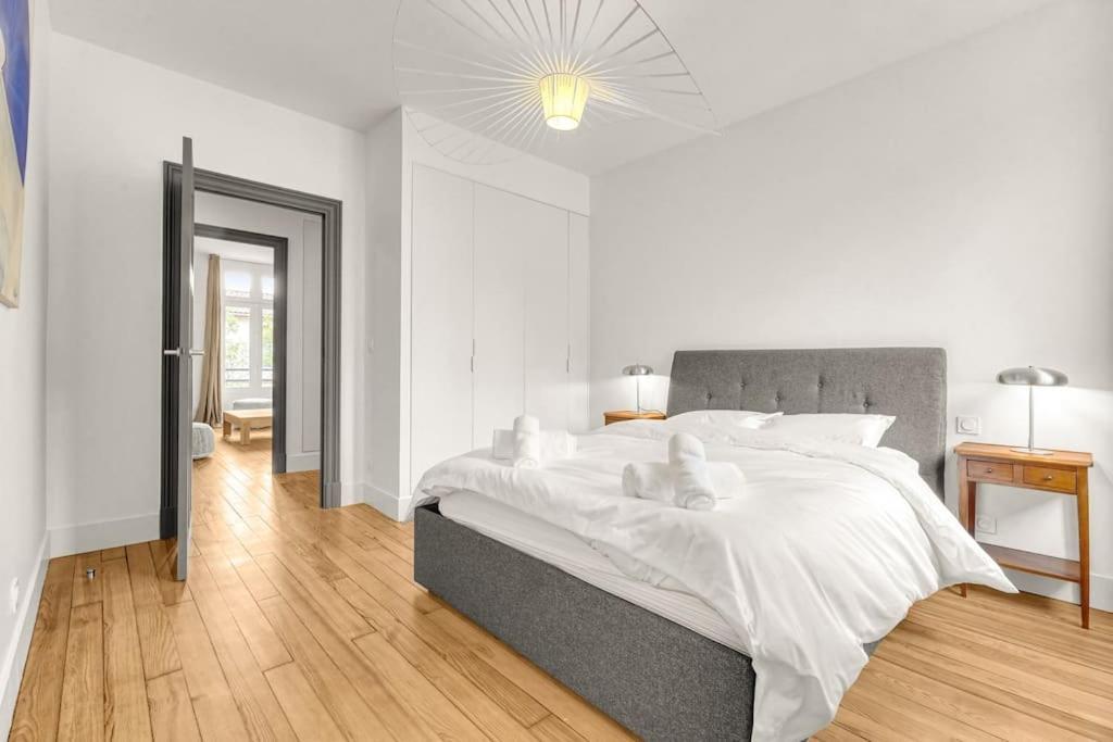 Apartment Grand Lumineux - Parking Prive - Clim