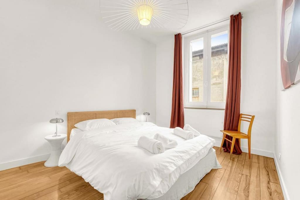 Apartment Grand Lumineux - Parking Prive - Clim *